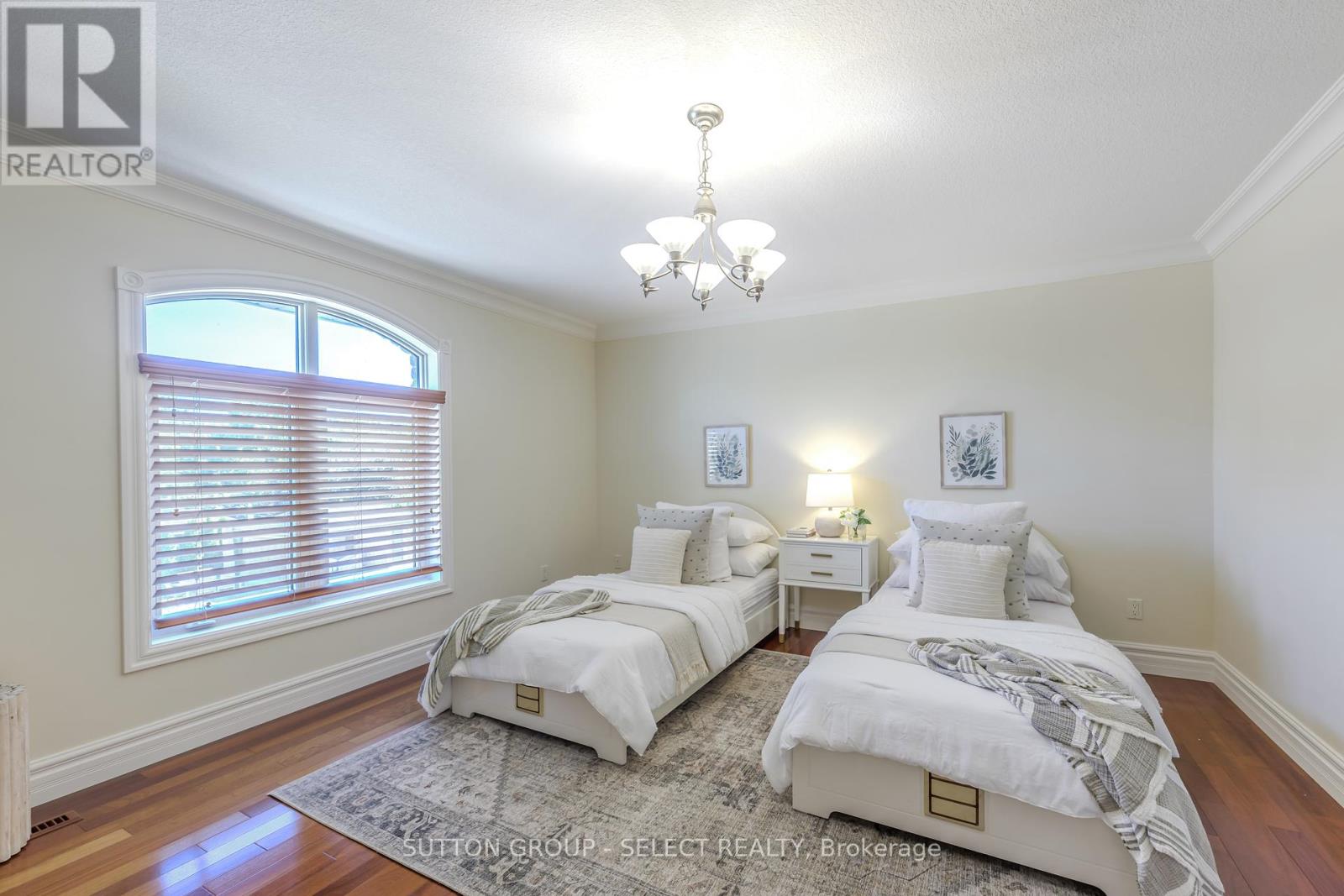 2142 Valleyrun Boulevard, London North, Ontario  N6G 5M7 - Photo 35 - X12393746