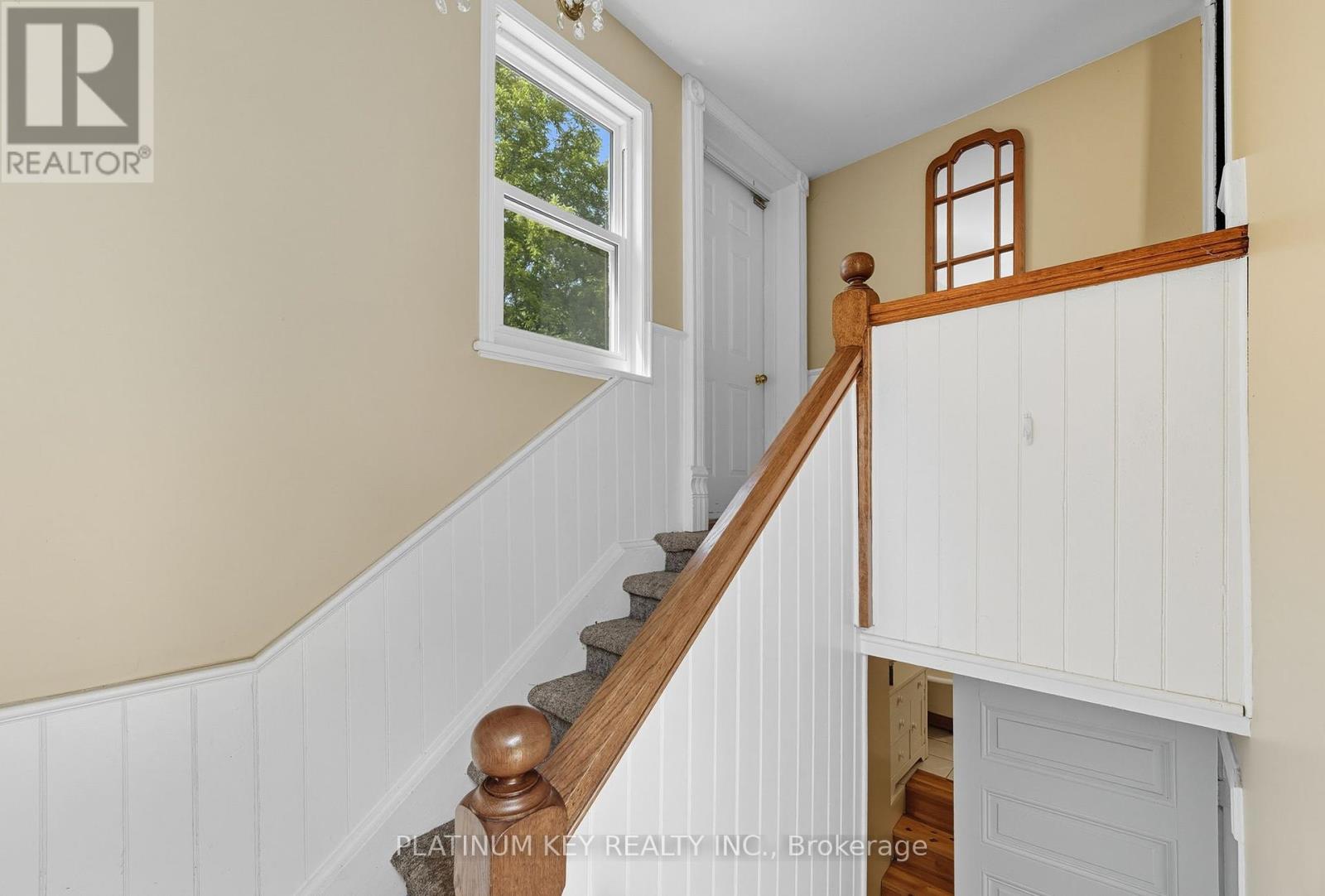 8546 Falconbridge Drive, Strathroy-Caradoc, Ontario  N0L 1W0 - Photo 21 - X12393755
