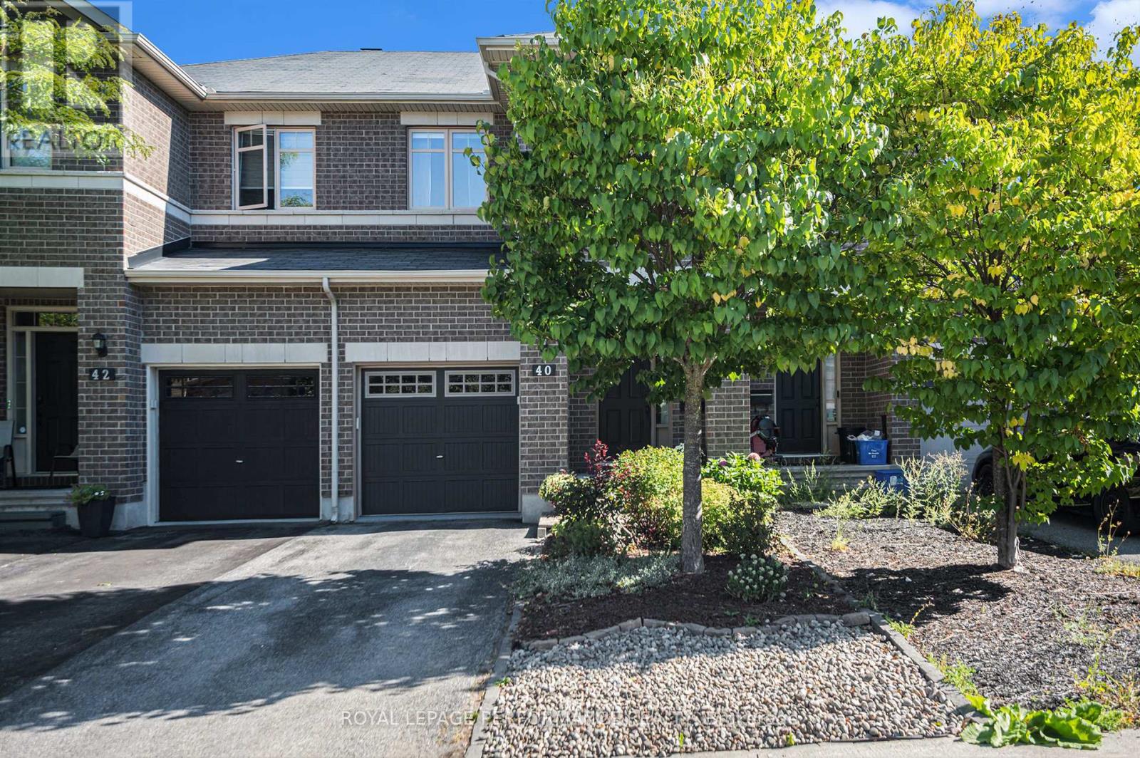 40 Torbec Avenue, Ottawa, Ontario  K2T 0B5 - Photo 1 - X12393582