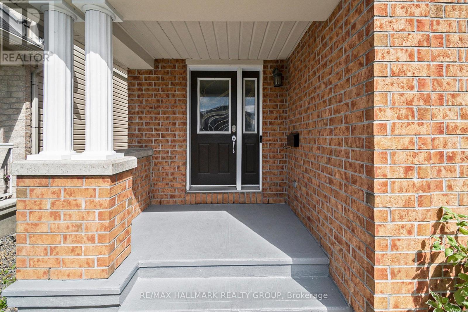 470 Frank Cauley Way, Ottawa, Ontario  K4A 0L5 - Photo 2 - X12393614