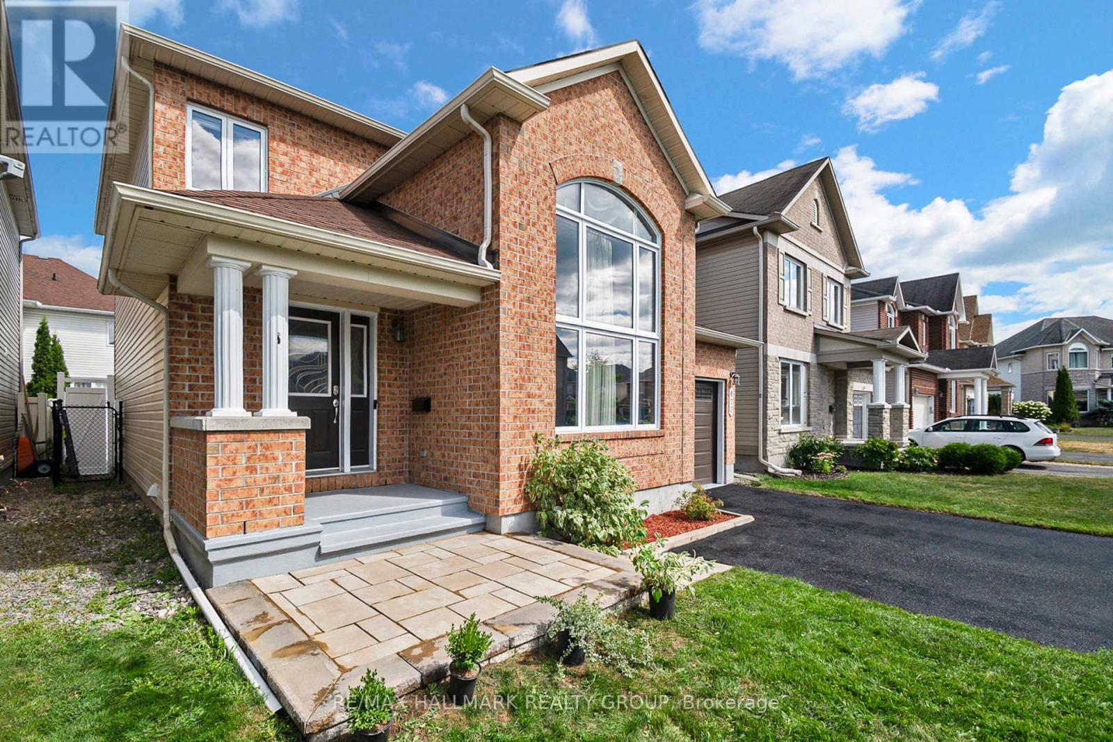 470 Frank Cauley Way, Ottawa, Ontario  K4A 0L5 - Photo 3 - X12393614