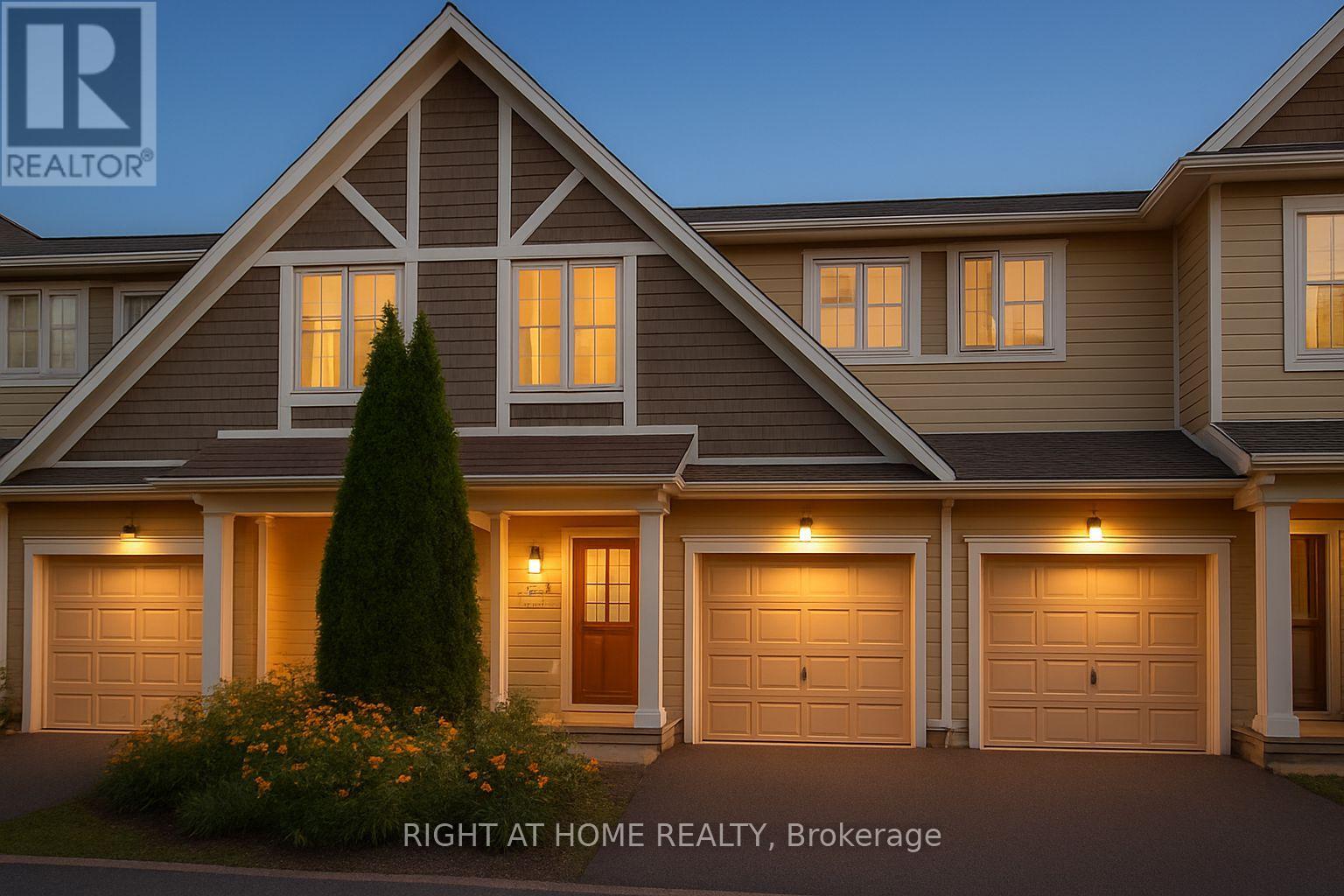 421 Hillsboro Private, Ottawa, Ontario  K2M 3A7 - Photo 1 - X12393744