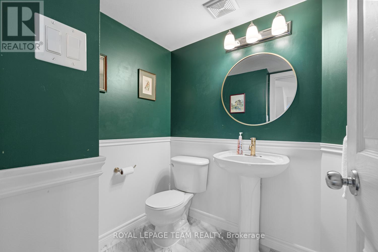 239 Paseo Private, Ottawa, Ontario  K2G 4N5 - Photo 13 - X12393775