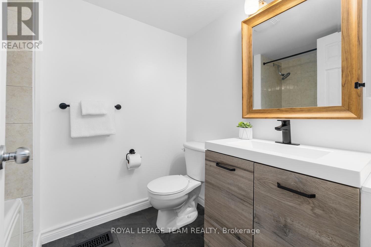 239 Paseo Private, Ottawa, Ontario  K2G 4N5 - Photo 25 - X12393775