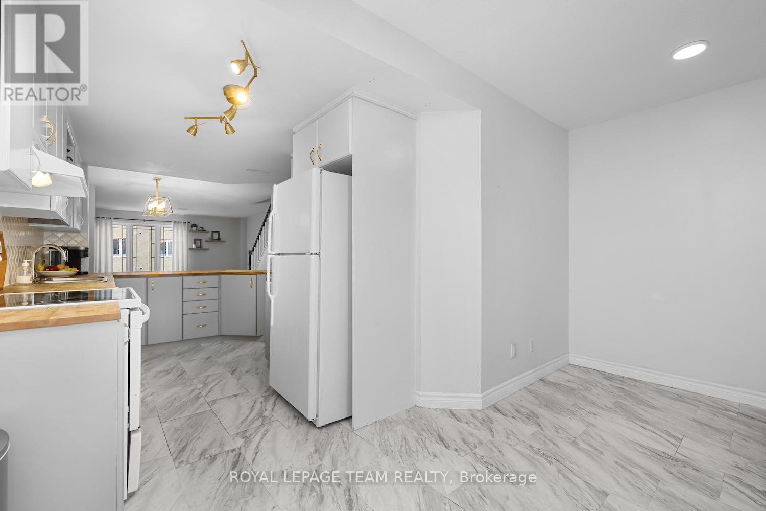 239 Paseo Private, Ottawa, Ontario  K2G 4N5 - Photo 7 - X12393775