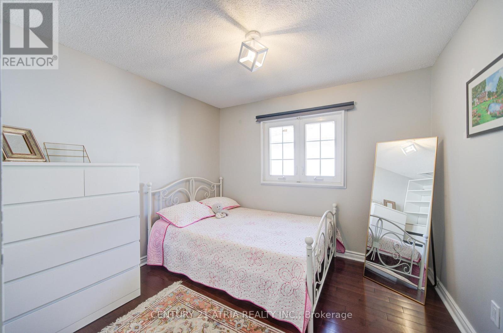 18 Park Lane Circle, Richmond Hill, Ontario  L4C 6S8 - Photo 23 - N12393496