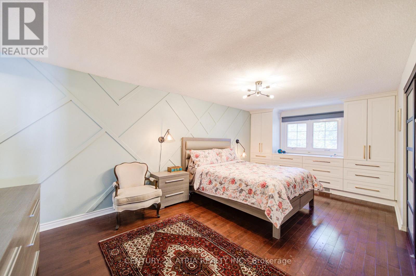 18 Park Lane Circle, Richmond Hill, Ontario  L4C 6S8 - Photo 27 - N12393496