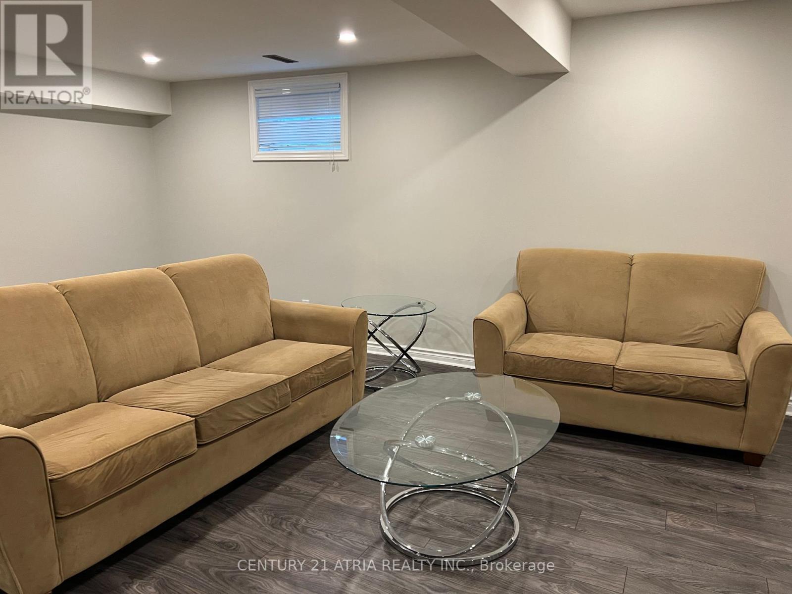 18 Park Lane Circle, Richmond Hill, Ontario  L4C 6S8 - Photo 34 - N12393496