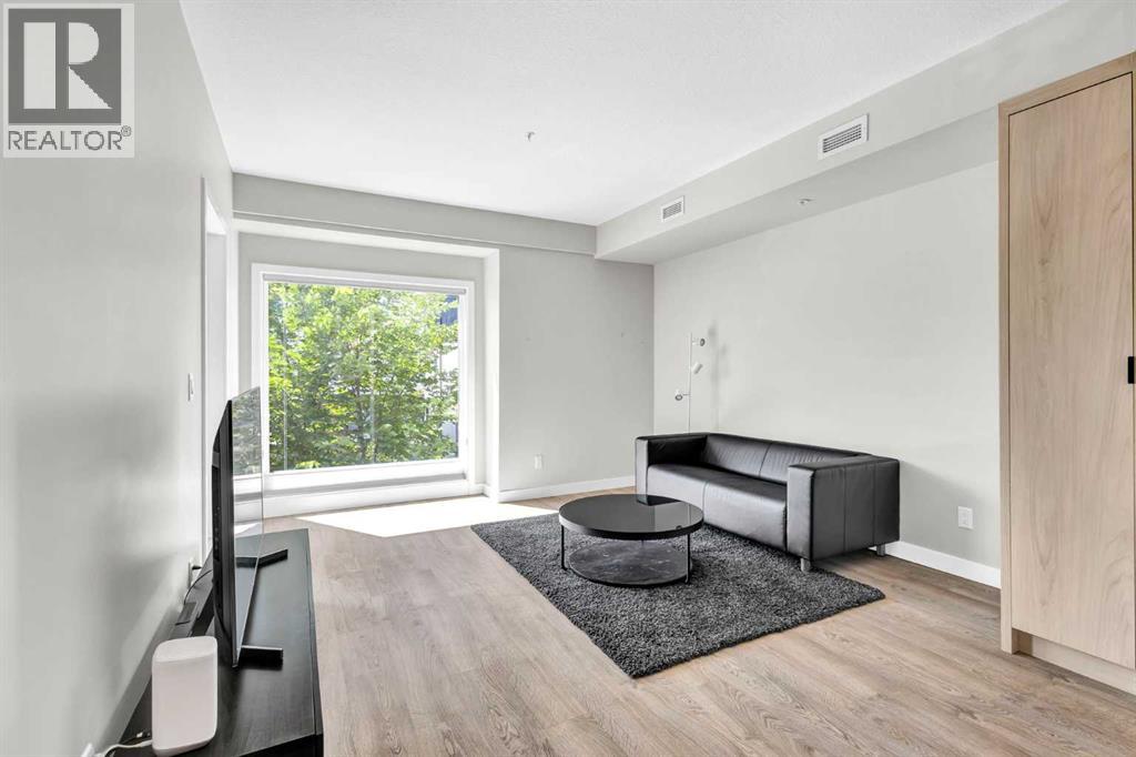206, 3375 15 Street Sw, Calgary, Alberta  T2T 4A2 - Photo 3 - A2232067