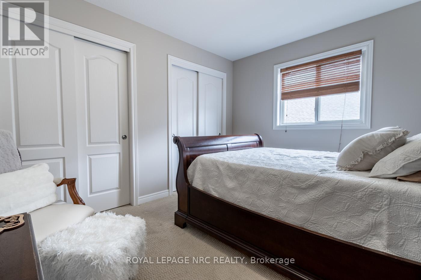 8665 Westport Drive, Niagara Falls, Ontario  L2H 0A3 - Photo 33 - X12393627
