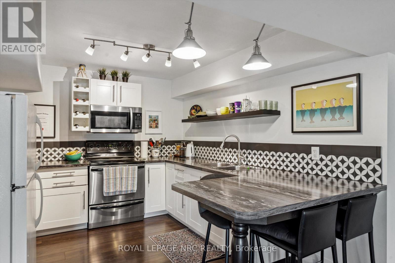 75 Yates Street, St. Catharines, Ontario  L2R 5R7 - Photo 37 - X12393631