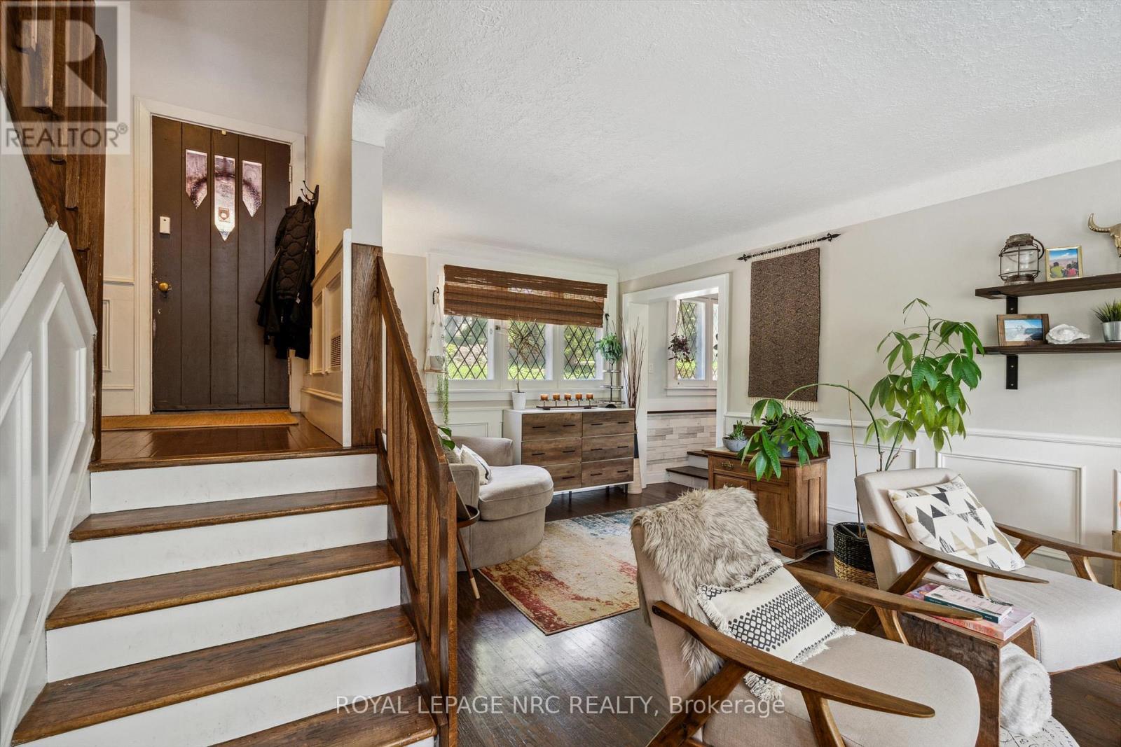 75 Yates Street, St. Catharines, Ontario  L2R 5R7 - Photo 7 - X12393631