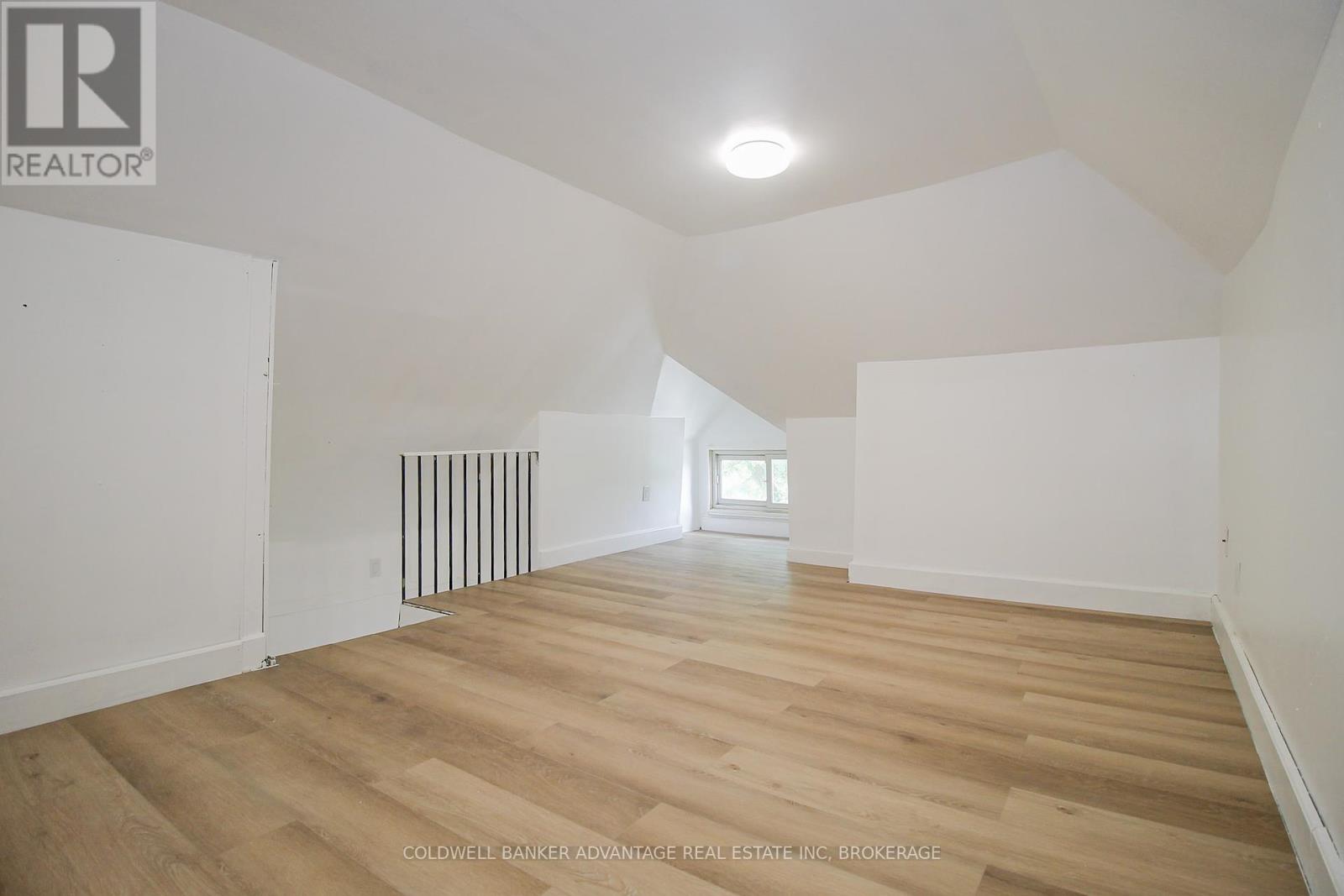 72 Regent Street, Welland, Ontario  L3B 4H6 - Photo 24 - X12393699