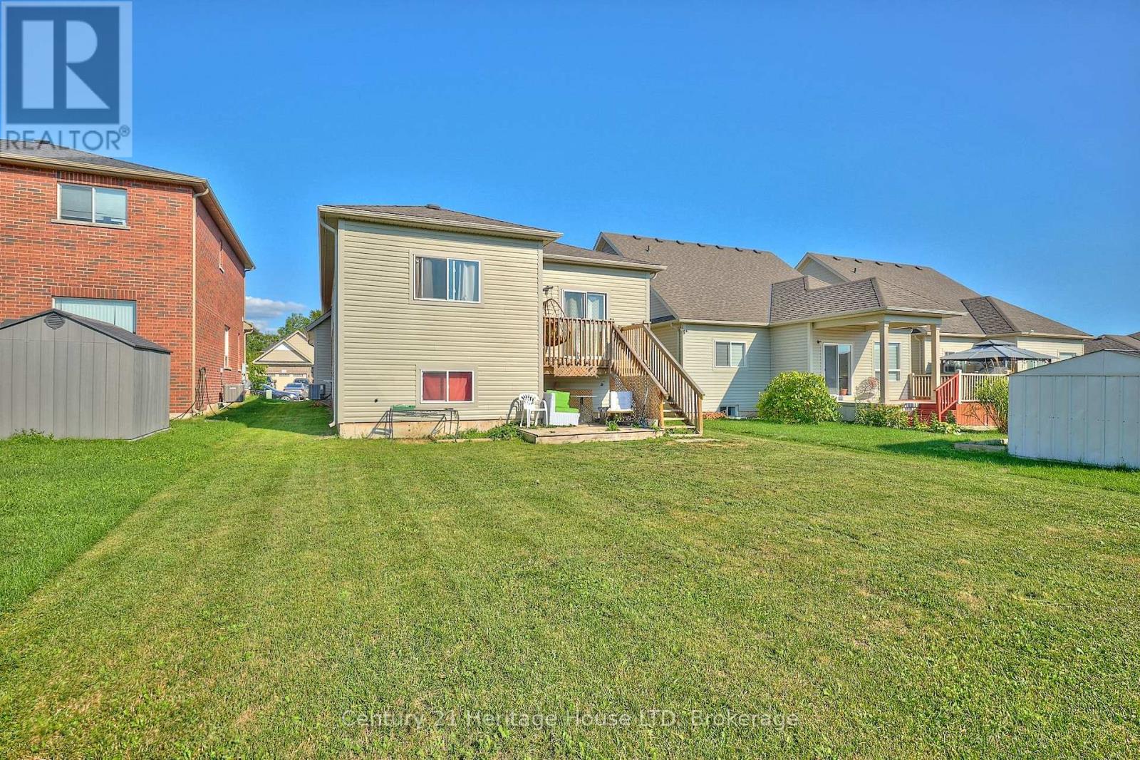 871 Burwell Street, Fort Erie, Ontario  L2A 0E3 - Photo 25 - X12393714