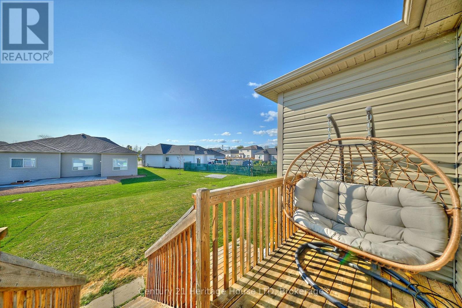 871 Burwell Street, Fort Erie, Ontario  L2A 0E3 - Photo 27 - X12393714