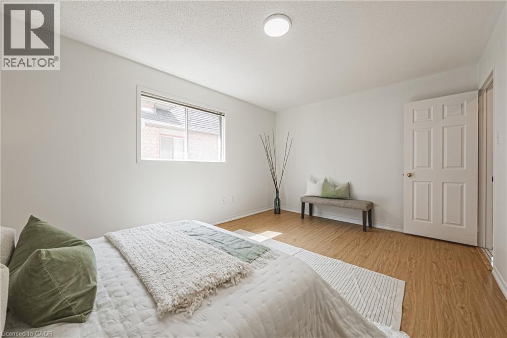 12 Summerfield Crescent, Brampton, Ontario  L6X 4L3 - Photo 23 - 40763485