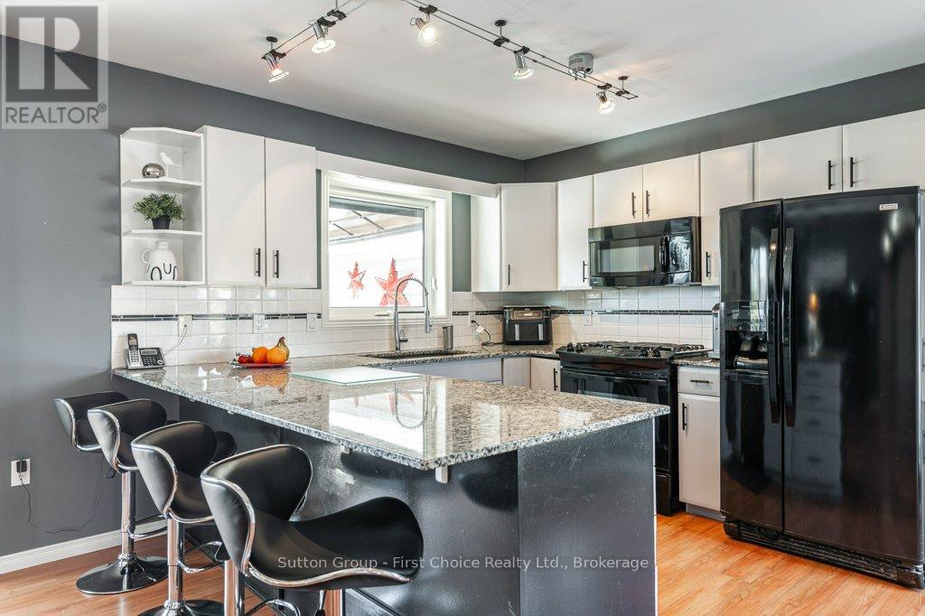 4888 Linhaven Drive, Perth East (Ellice), Ontario  N0K 1J0 - Photo 20 - X12393649