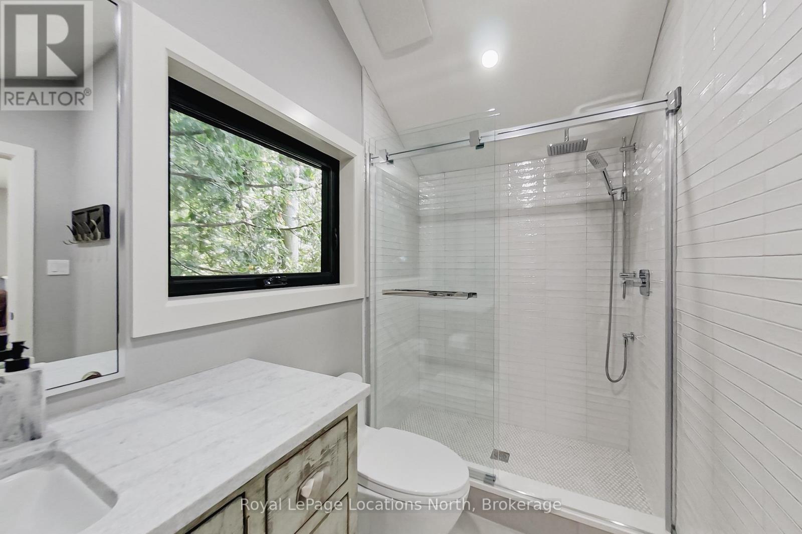 74 Arthur Street E, Blue Mountains, Ontario  N0H 2P0 - Photo 43 - X12393675