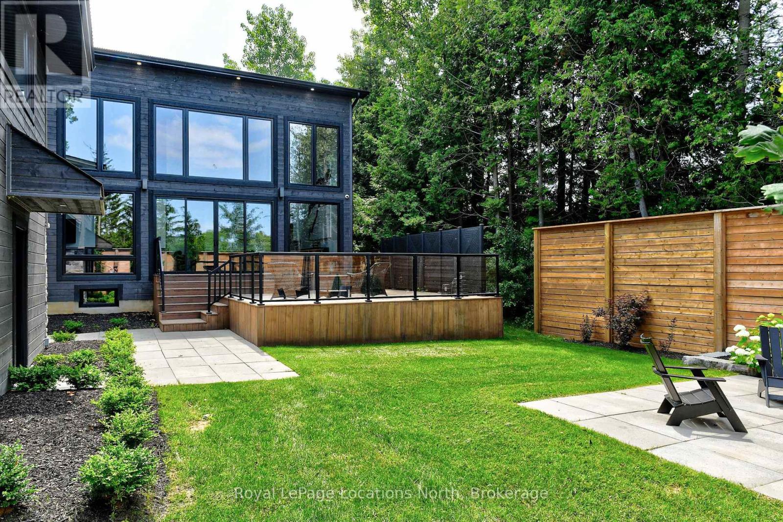 74 Arthur Street E, Blue Mountains, Ontario  N0H 2P0 - Photo 45 - X12393675