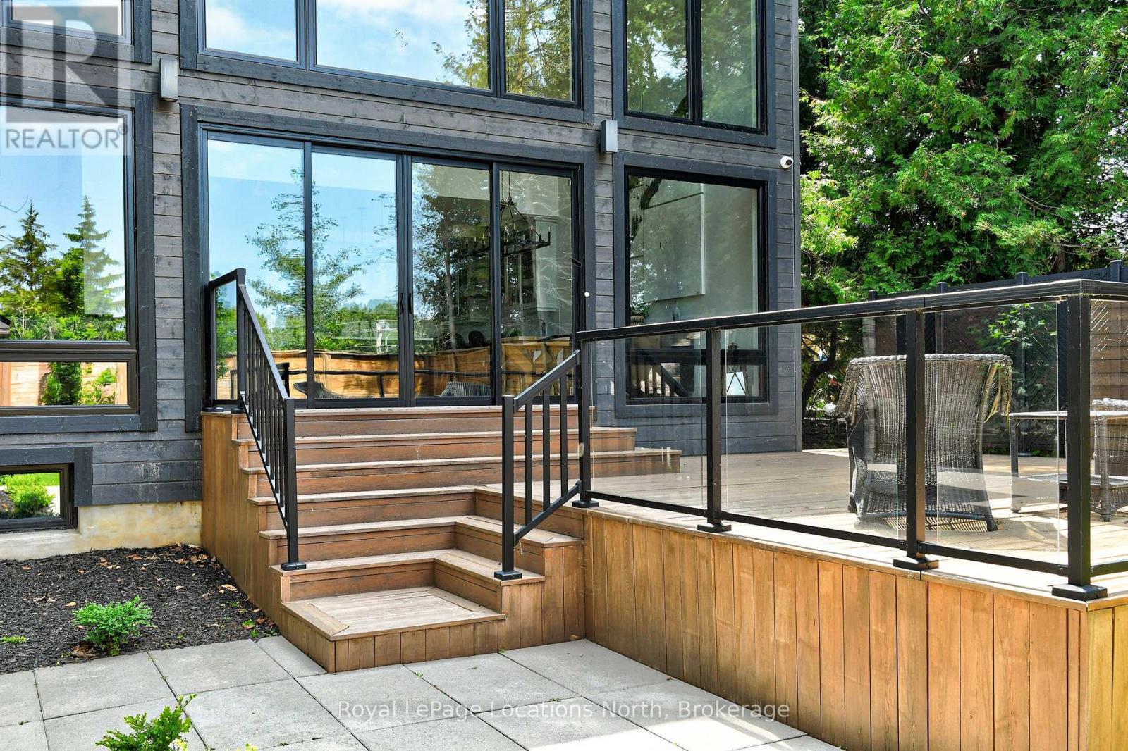 74 Arthur Street E, Blue Mountains, Ontario  N0H 2P0 - Photo 49 - X12393675