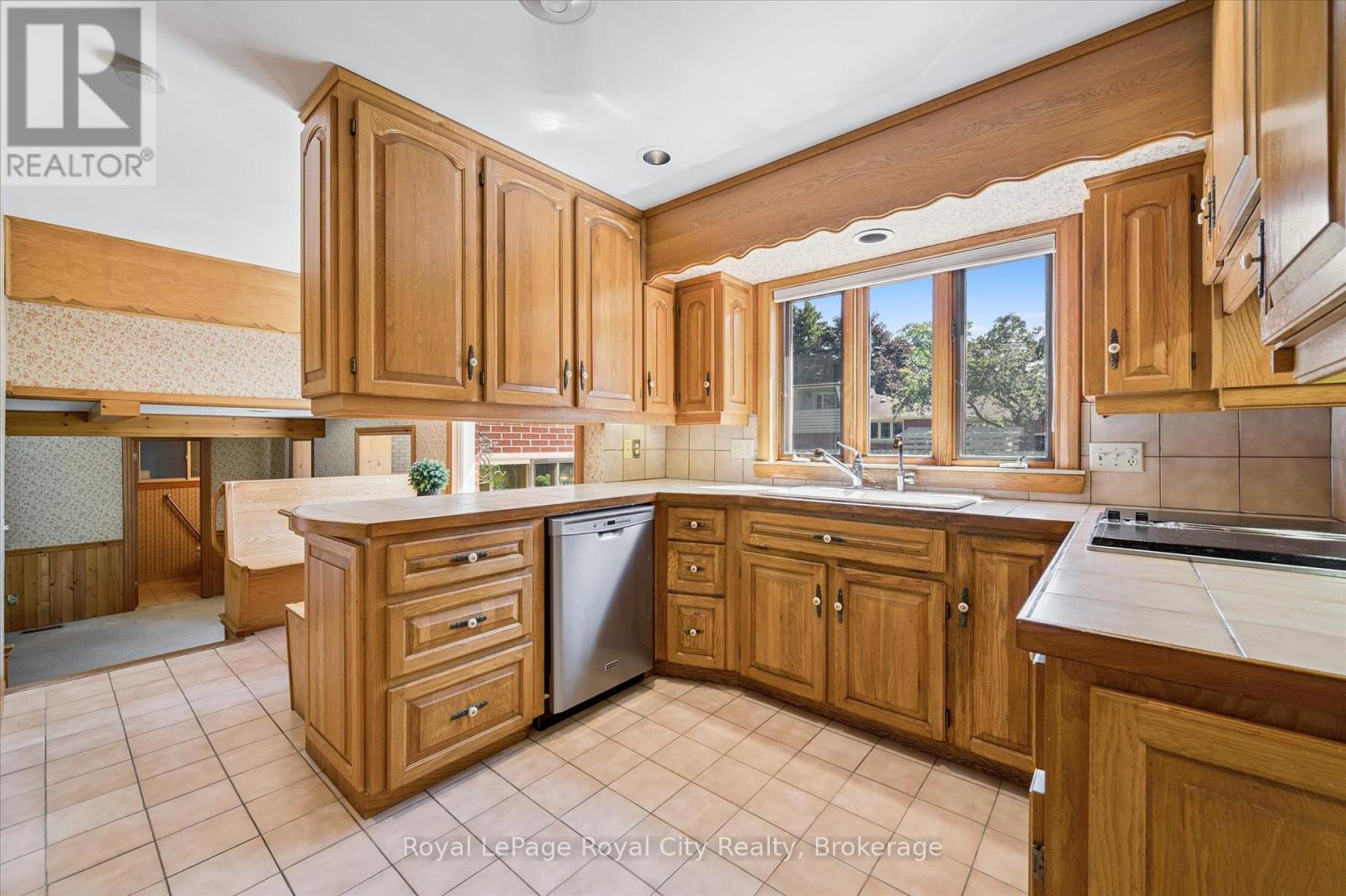 67 Woodside Road, Guelph, Ontario  N1G 2H1 - Photo 18 - X12393694