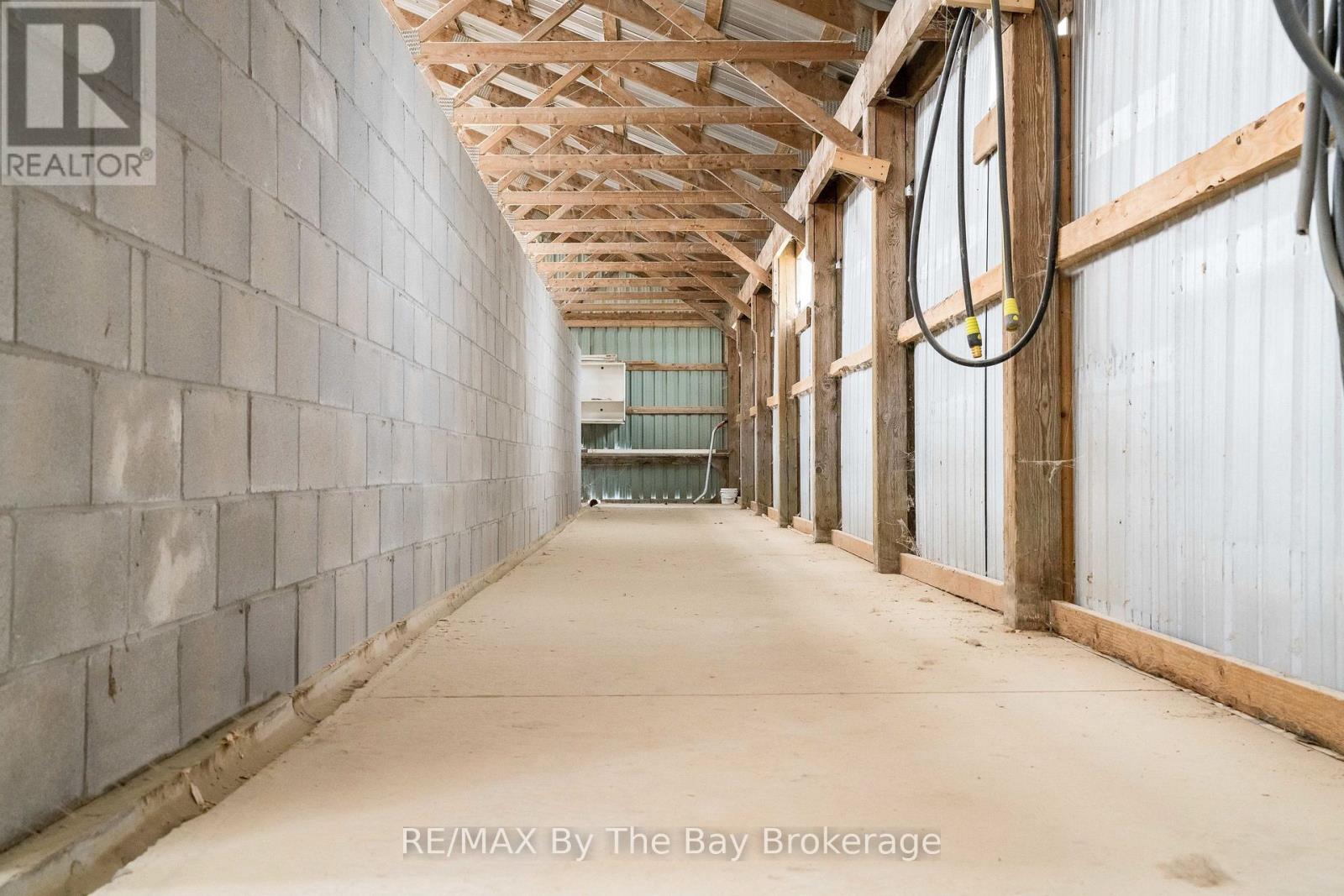 828482 Mulmur Nottawasaga T Line, Mulmur, Ontario  L9V 0N9 - Photo 23 - X12393712