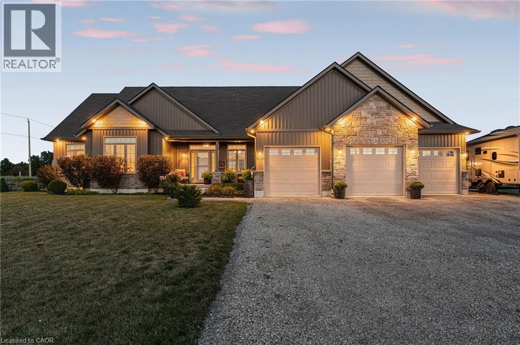 3 SILVERTHORNE Court, Dunnville, Ontario