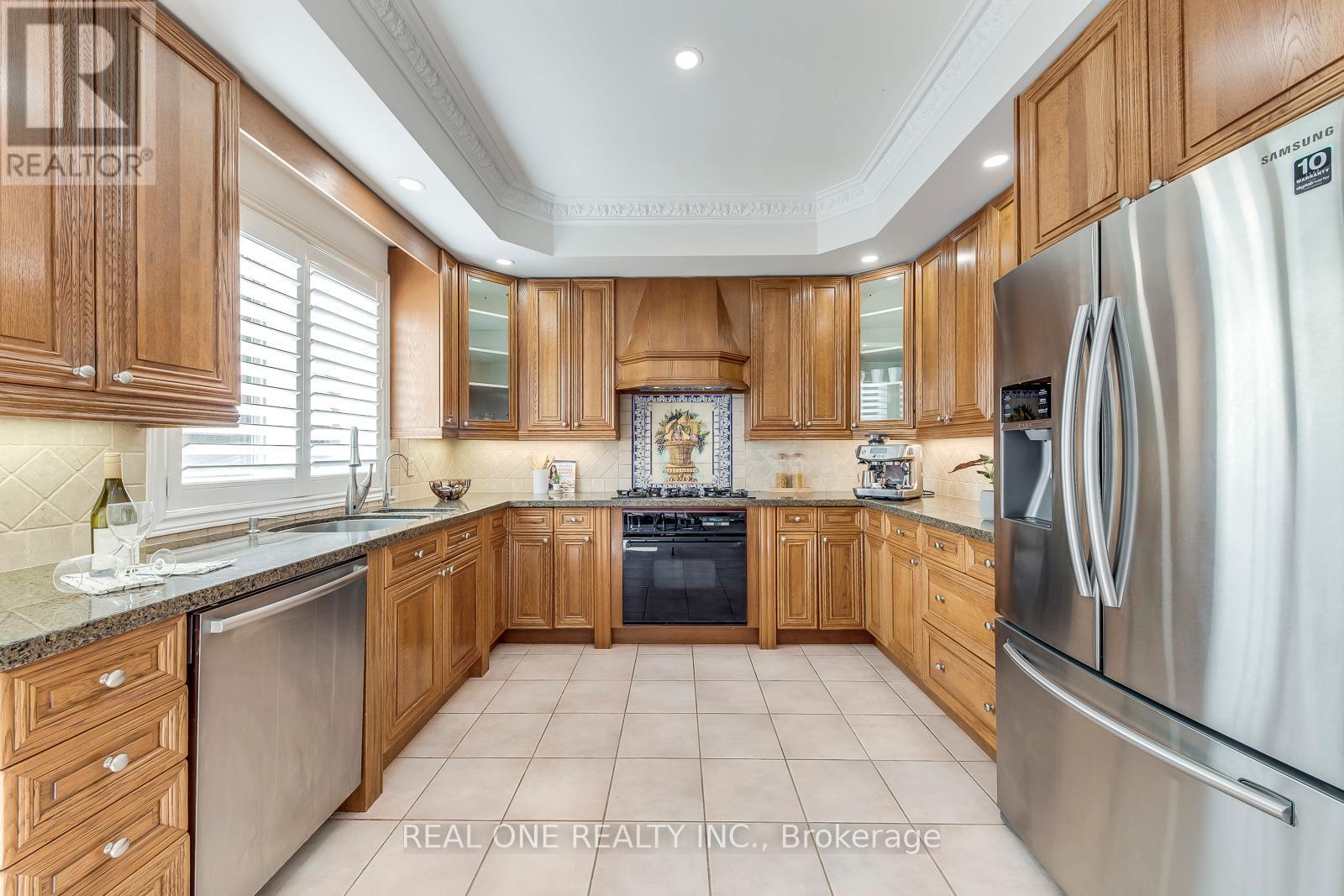 1601 Bayshire Drive, Oakville (Jc Joshua Creek), Ontario  L6H 6E4 - Photo 16 - W12393476