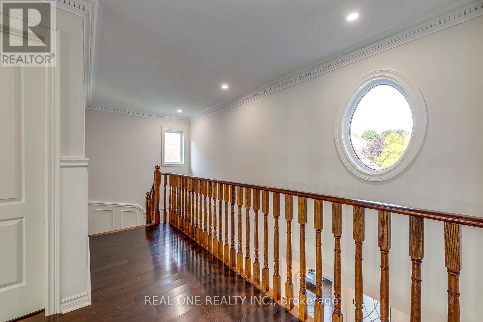 1601 Bayshire Drive, Oakville (Jc Joshua Creek), Ontario  L6H 6E4 - Photo 24 - W12393476