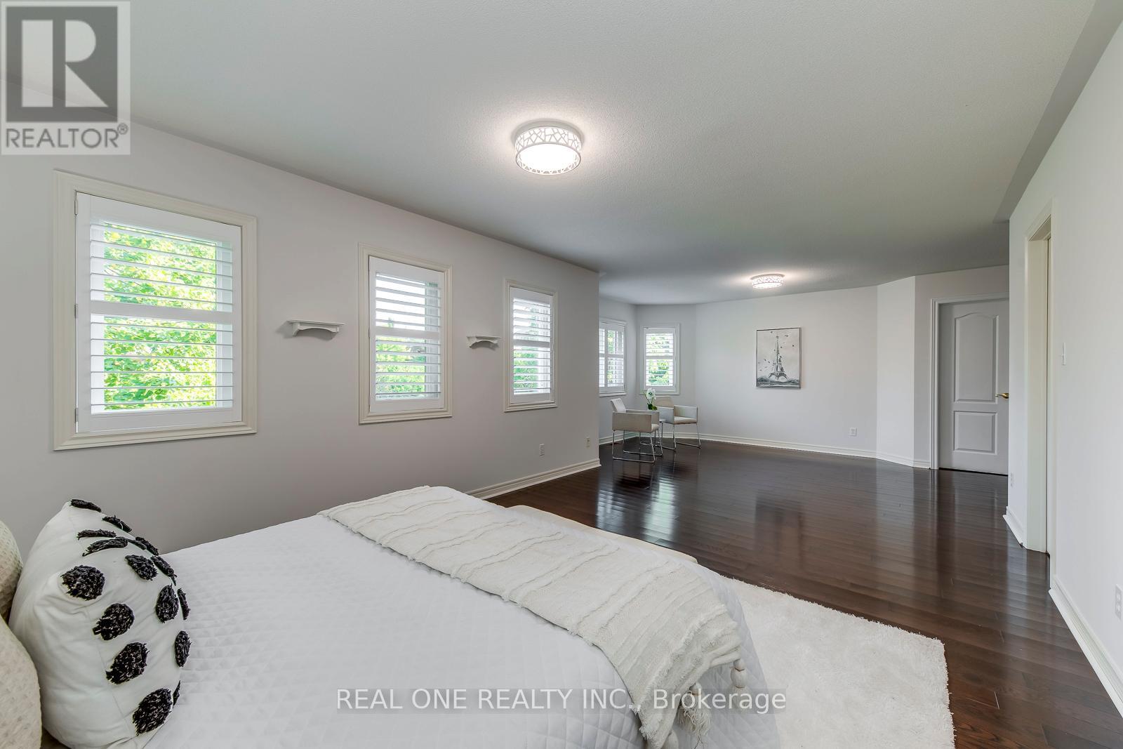 1601 Bayshire Drive, Oakville (Jc Joshua Creek), Ontario  L6H 6E4 - Photo 28 - W12393476