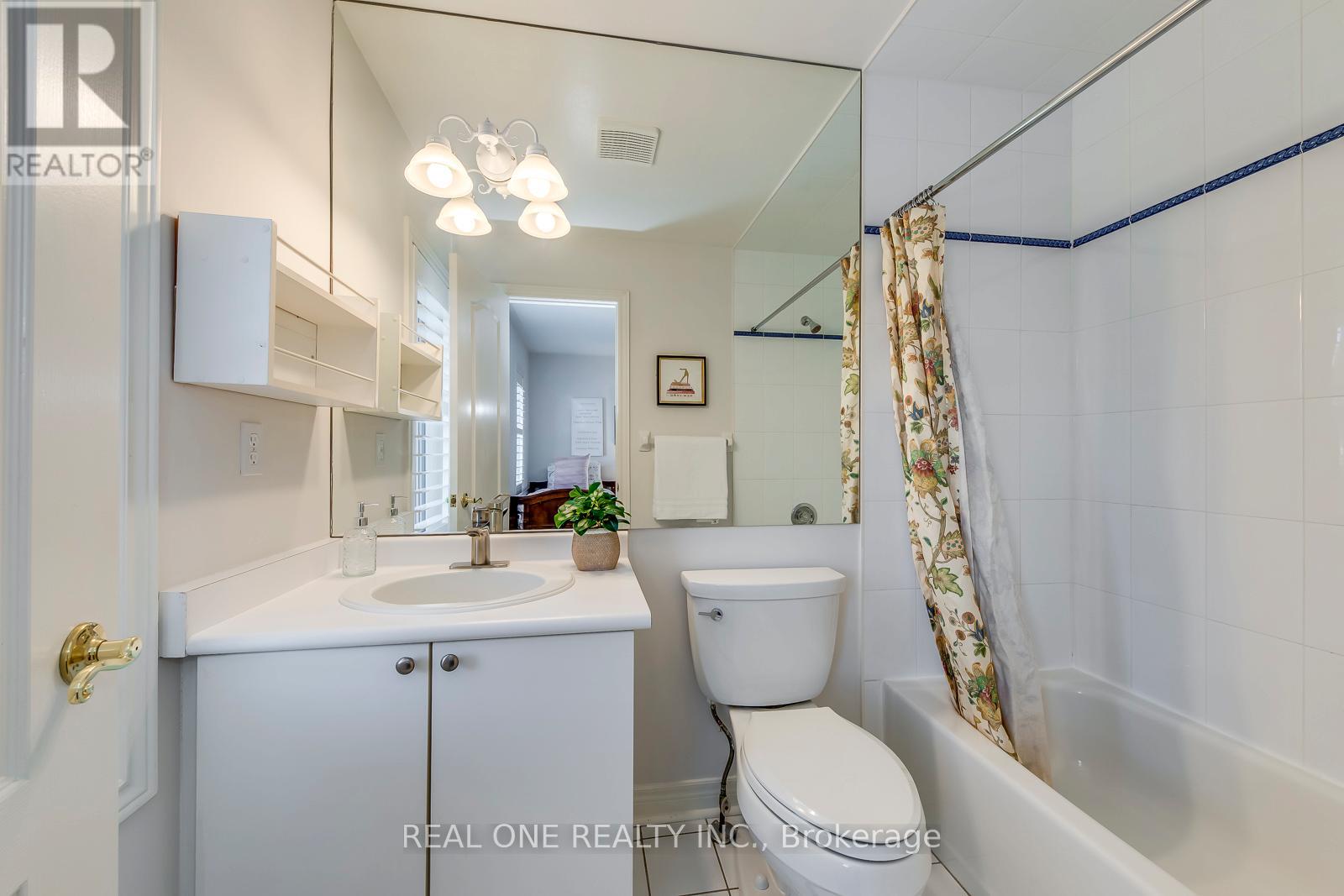 1601 Bayshire Drive, Oakville (Jc Joshua Creek), Ontario  L6H 6E4 - Photo 35 - W12393476