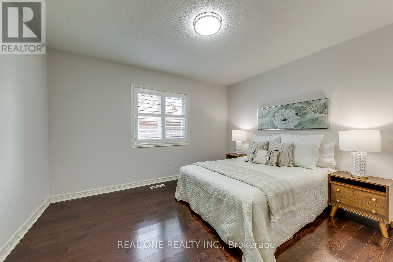1601 Bayshire Drive, Oakville (Jc Joshua Creek), Ontario  L6H 6E4 - Photo 39 - W12393476