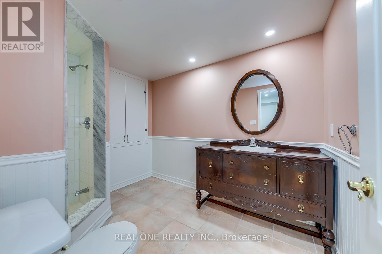 1601 Bayshire Drive, Oakville (Jc Joshua Creek), Ontario  L6H 6E4 - Photo 44 - W12393476