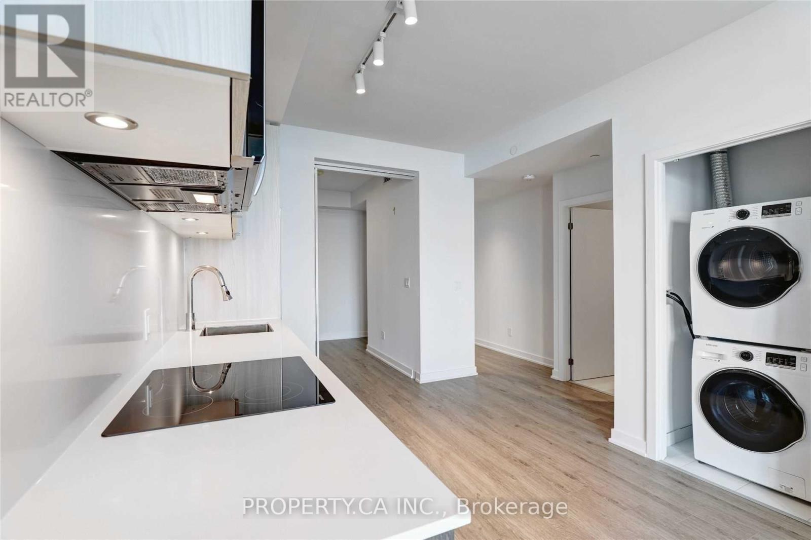 1808 - 1926 Lake Shore Boulevard W, Toronto, Ontario  M6S 1A1 - Photo 14 - W12393516