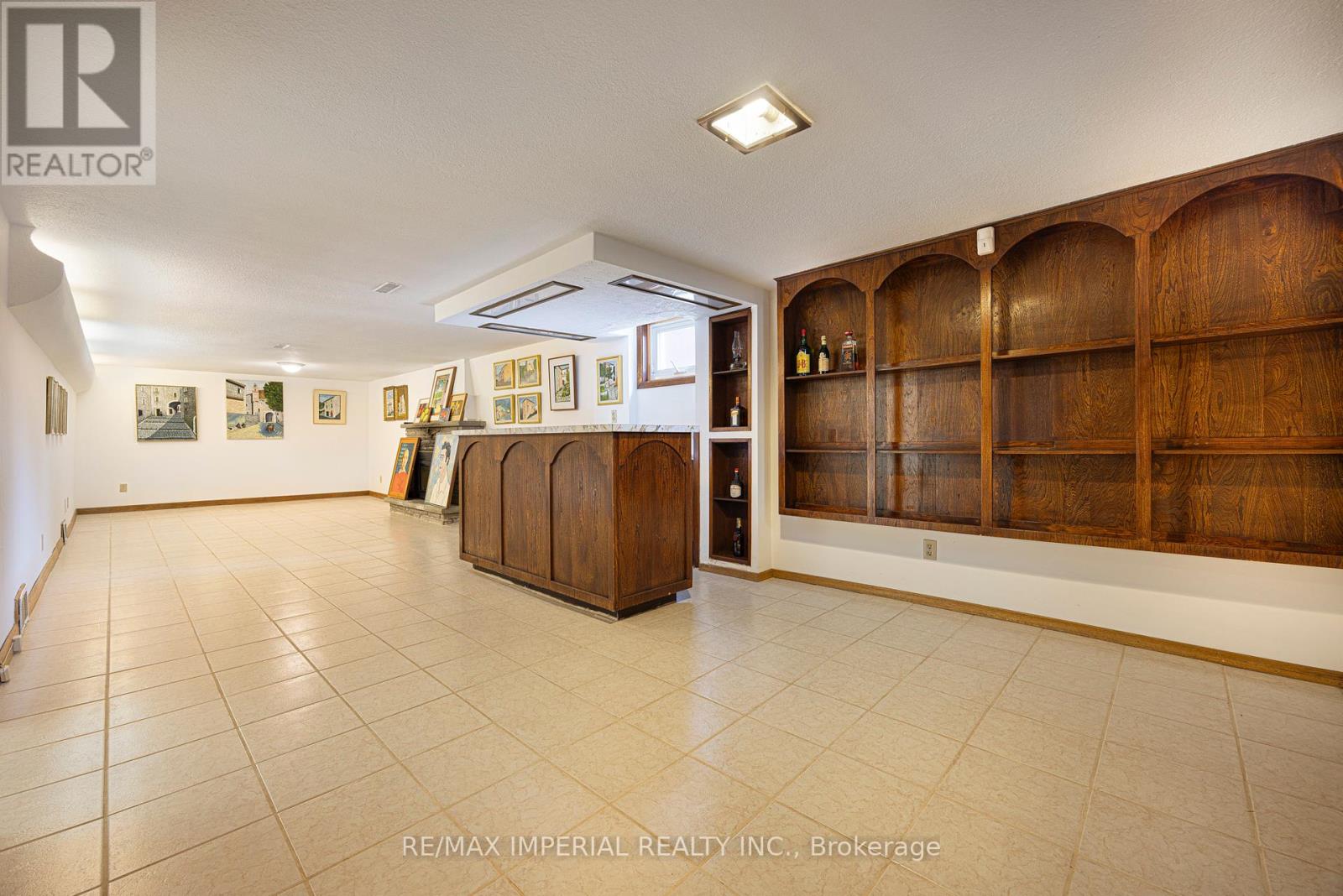 7 Doddington Drive, Toronto, Ontario  M8Y 1S3 - Photo 19 - W12393558