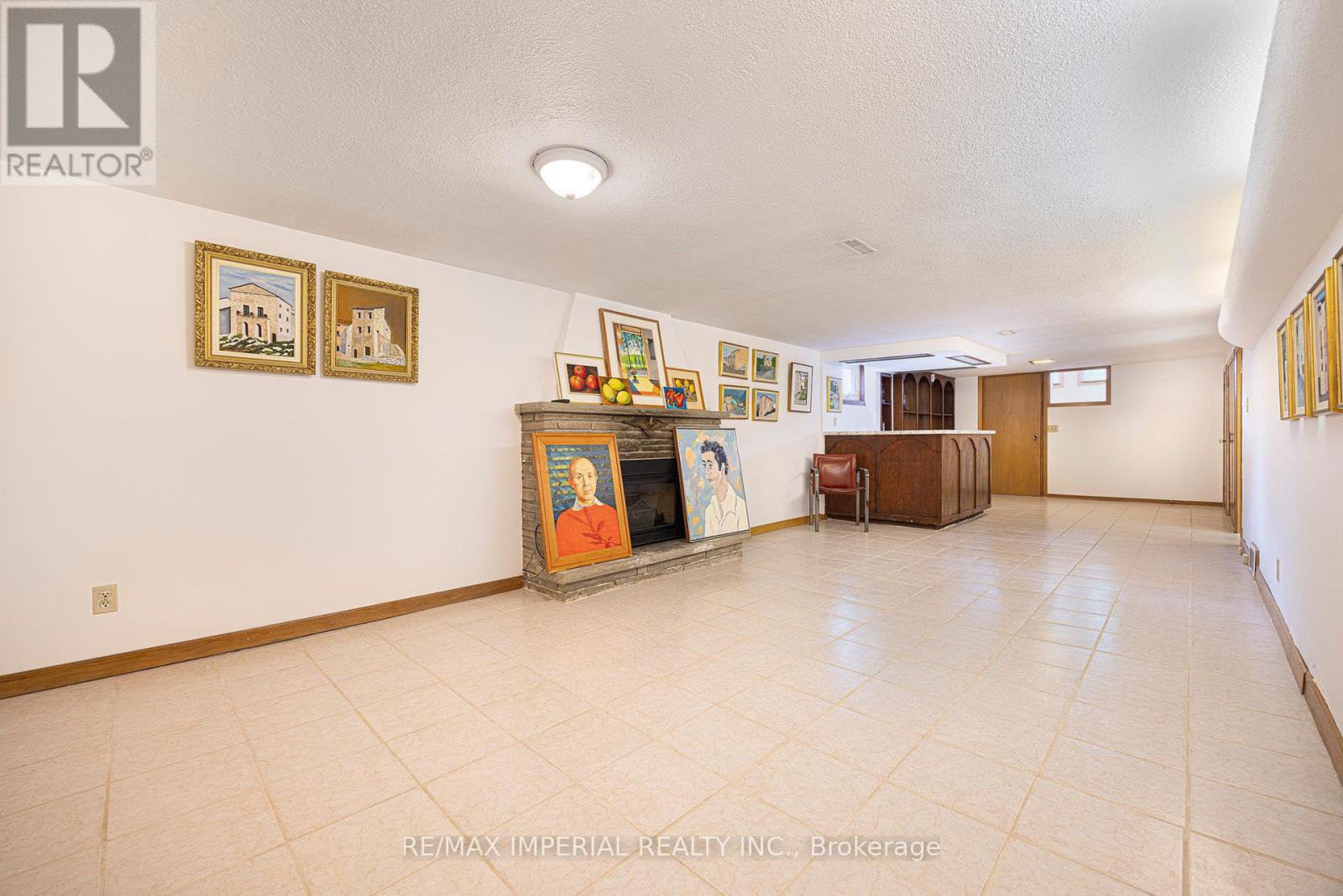 7 Doddington Drive, Toronto, Ontario  M8Y 1S3 - Photo 21 - W12393558