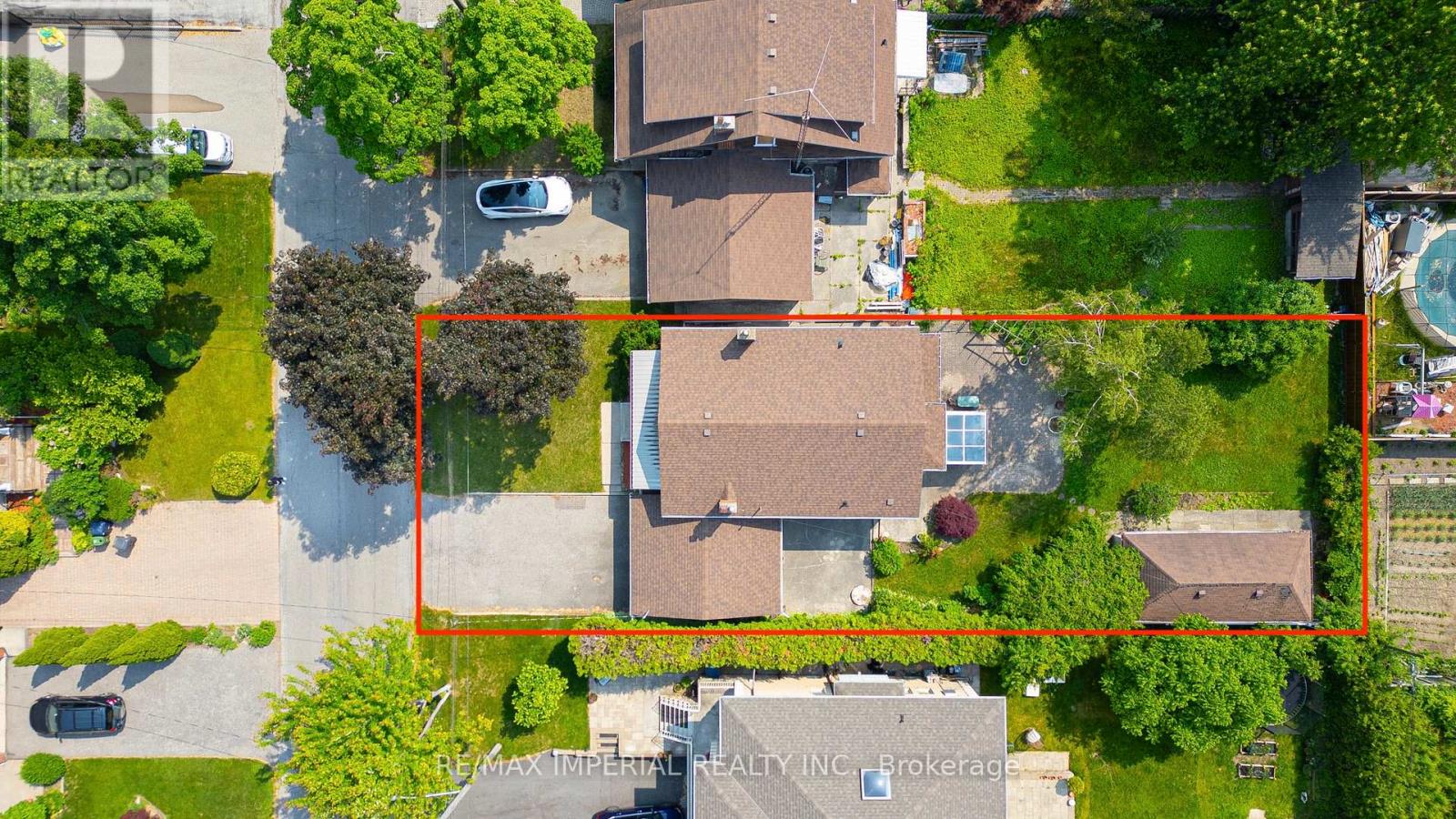 7 Doddington Drive, Toronto, Ontario  M8Y 1S3 - Photo 39 - W12393558