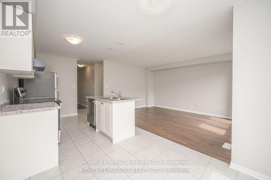 327 Pumpkin Pass, Hamilton, Ontario  L0R 1C0 - Photo 15 - X12393479