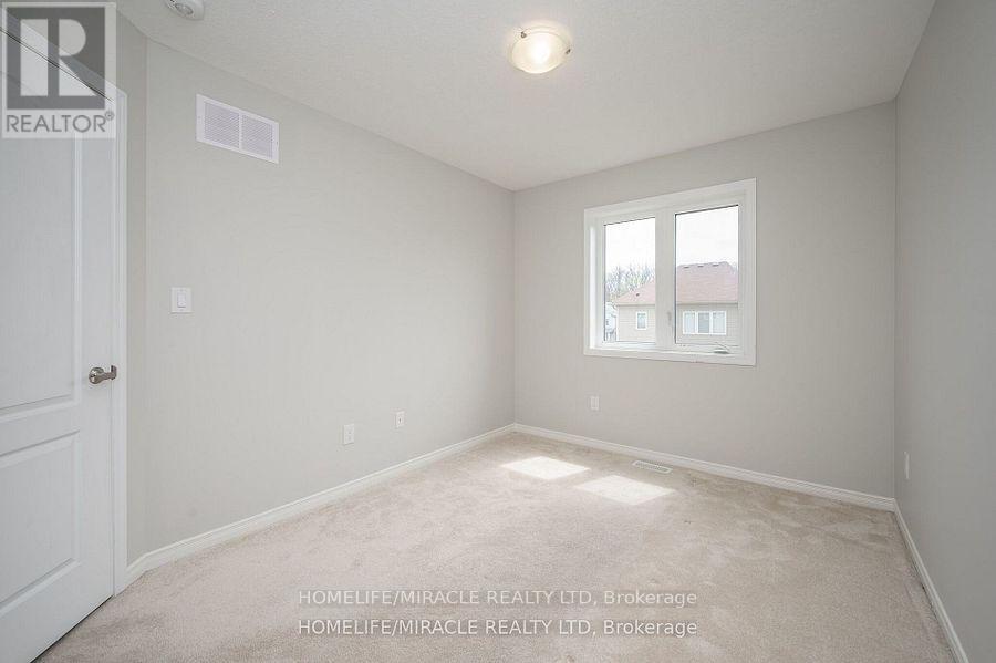 327 Pumpkin Pass, Hamilton, Ontario  L0R 1C0 - Photo 4 - X12393479