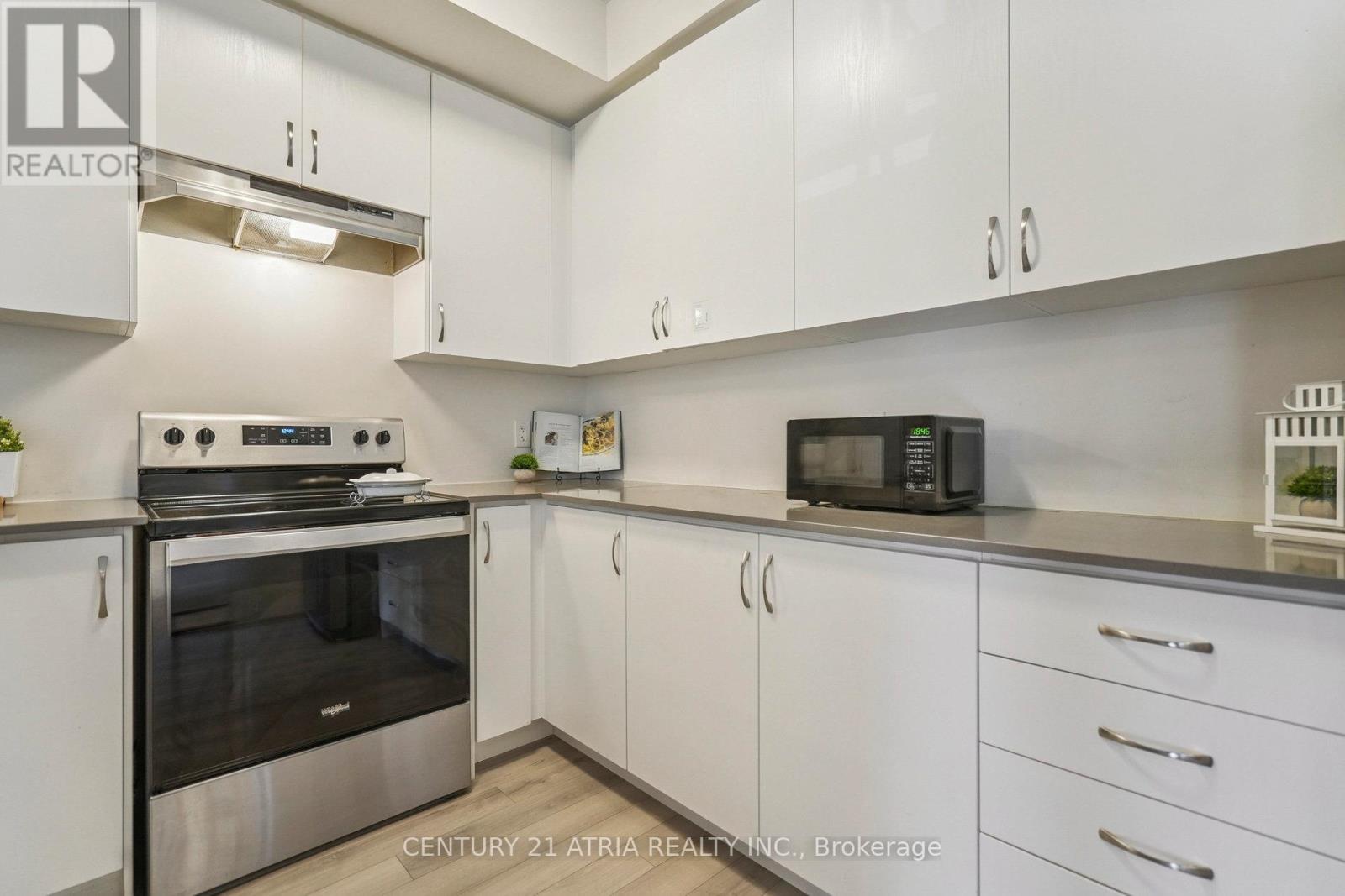 704 - 585 Colborne Street, Brantford, Ontario  N3S 0K4 - Photo 13 - X12393515
