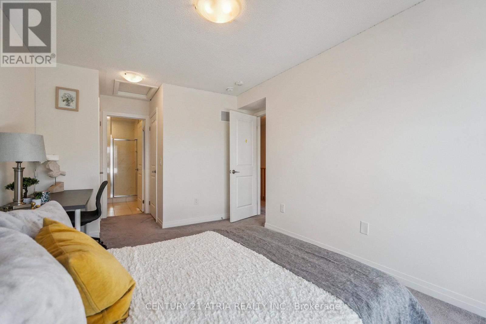 704 - 585 Colborne Street, Brantford, Ontario  N3S 0K4 - Photo 29 - X12393515
