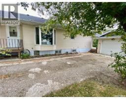 30 Rhodes Street, Redvers, Ca