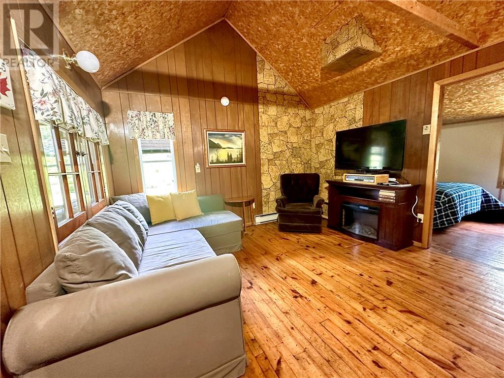 77 Digby Side Road, Manitoulin Island, Ontario  P0P 1S0 - Photo 16 - 2124459