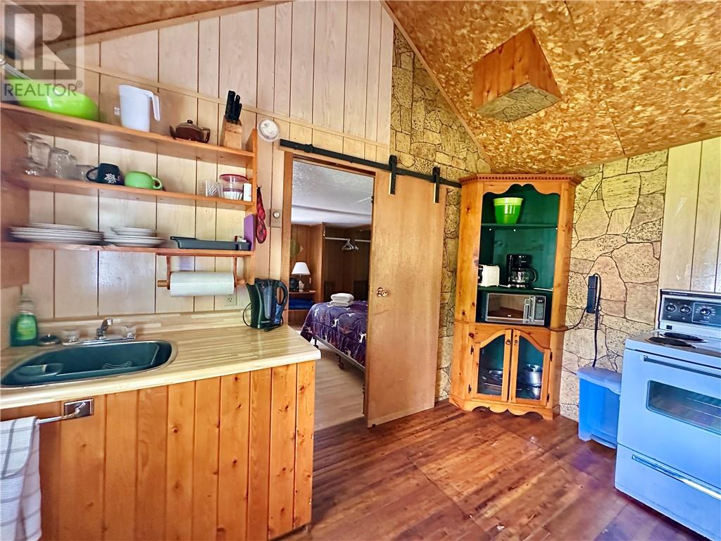 77 Digby Side Road, Manitoulin Island, Ontario  P0P 1S0 - Photo 25 - 2124459