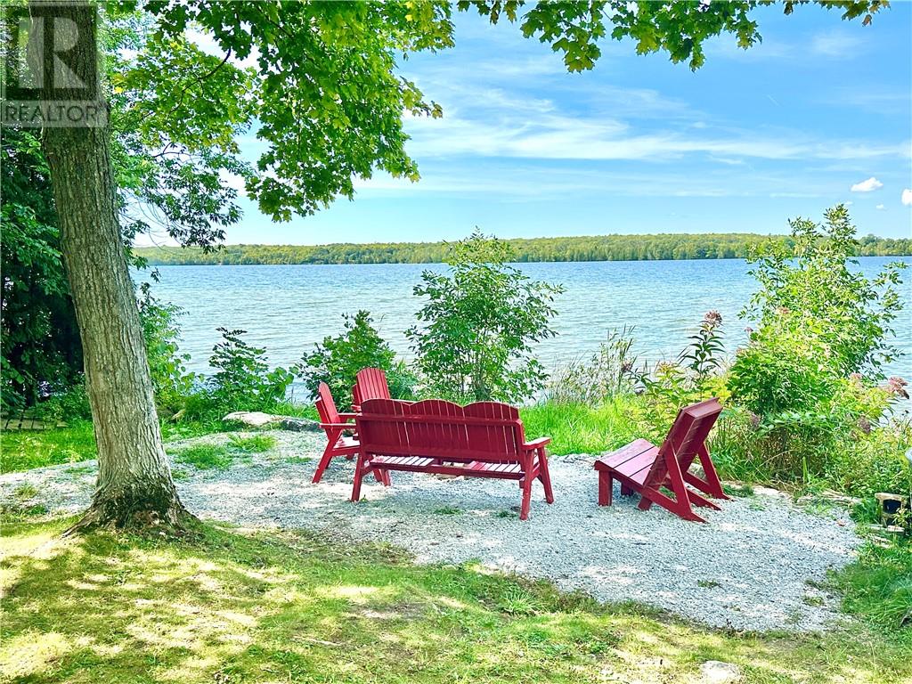 77 Digby Side Road, Manitoulin Island, Ontario  P0P 1S0 - Photo 4 - 2124459