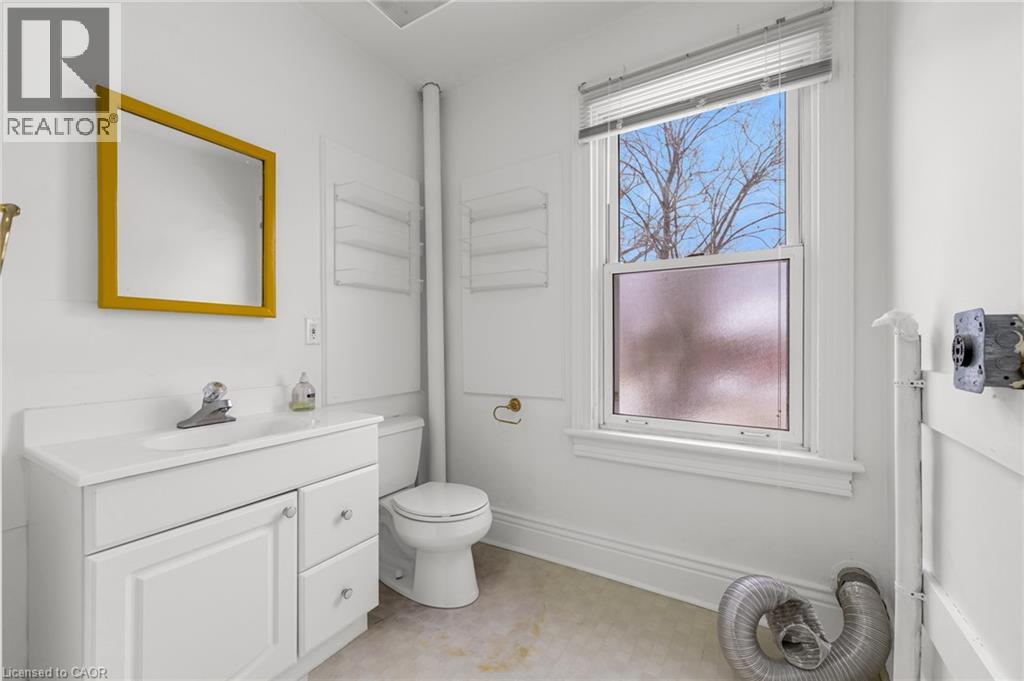 23 Elm Street Unit# Upper, Grimsby, Ontario  L3M 1H4 - Photo 6 - 40768154