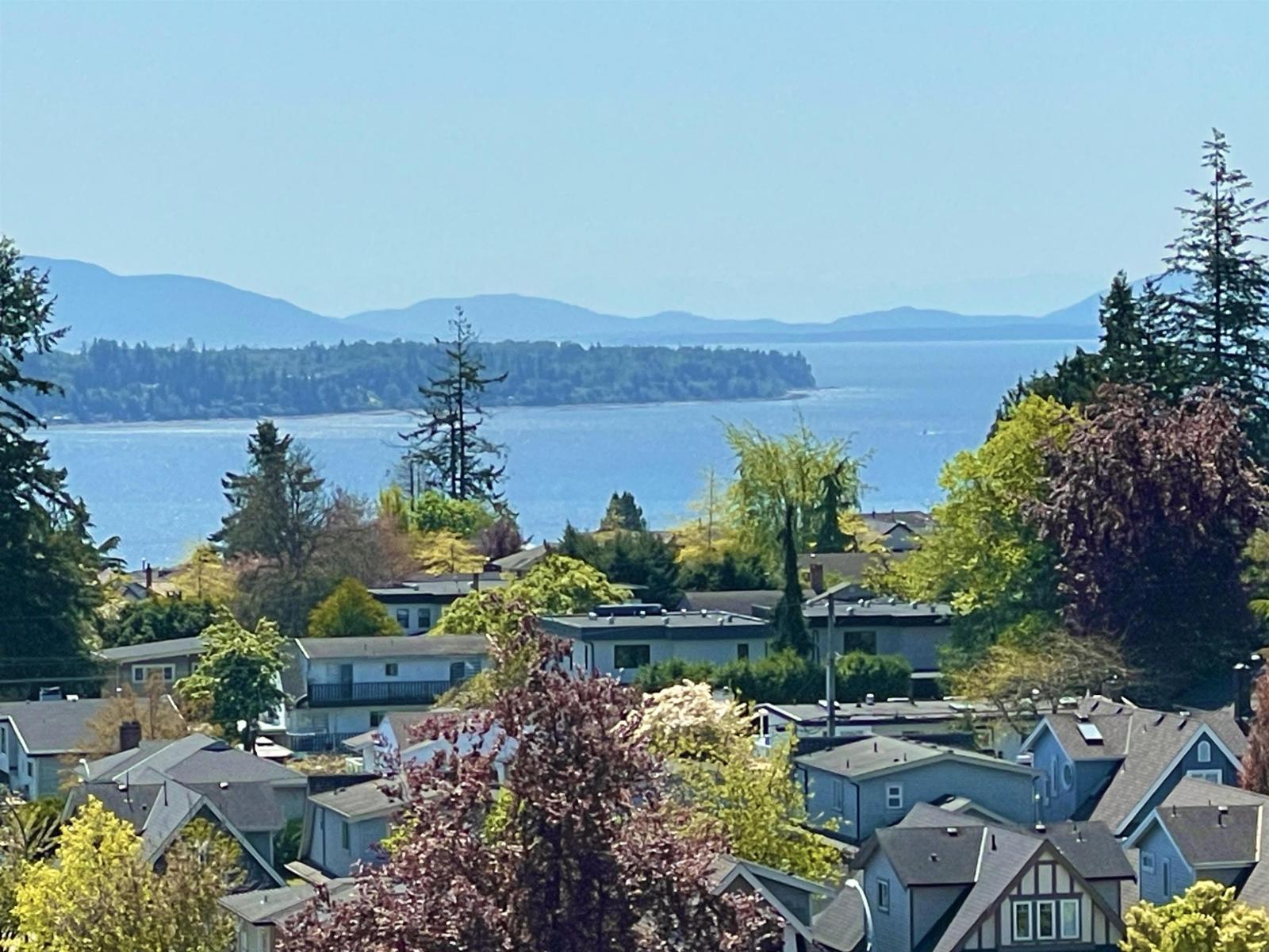 707 1526 FINLAY STREET, White Rock, British Columbia