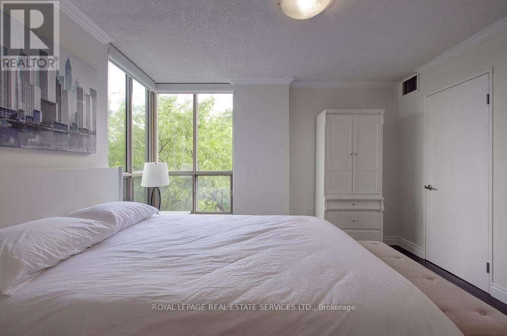 410 - 1110 Walden Circle, Mississauga, Ontario  L5J 4R3 - Photo 17 - W12389240