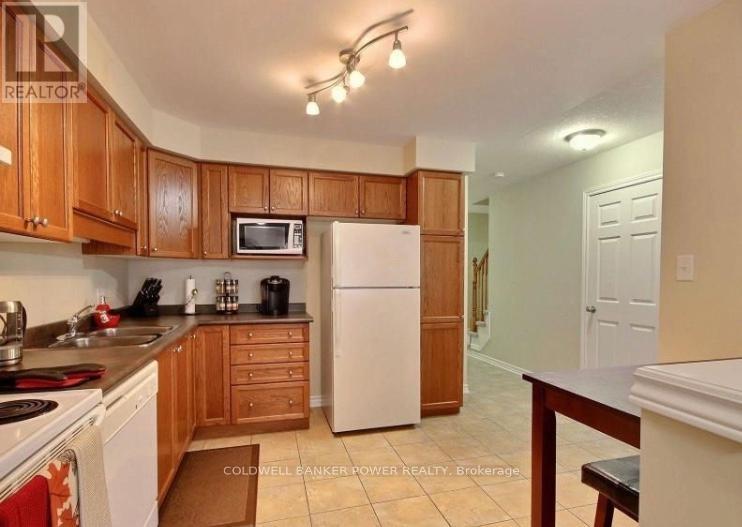 39 - 1059 Whetherfield Street, London North, Ontario  N6H 0B6 - Photo 4 - X12393807