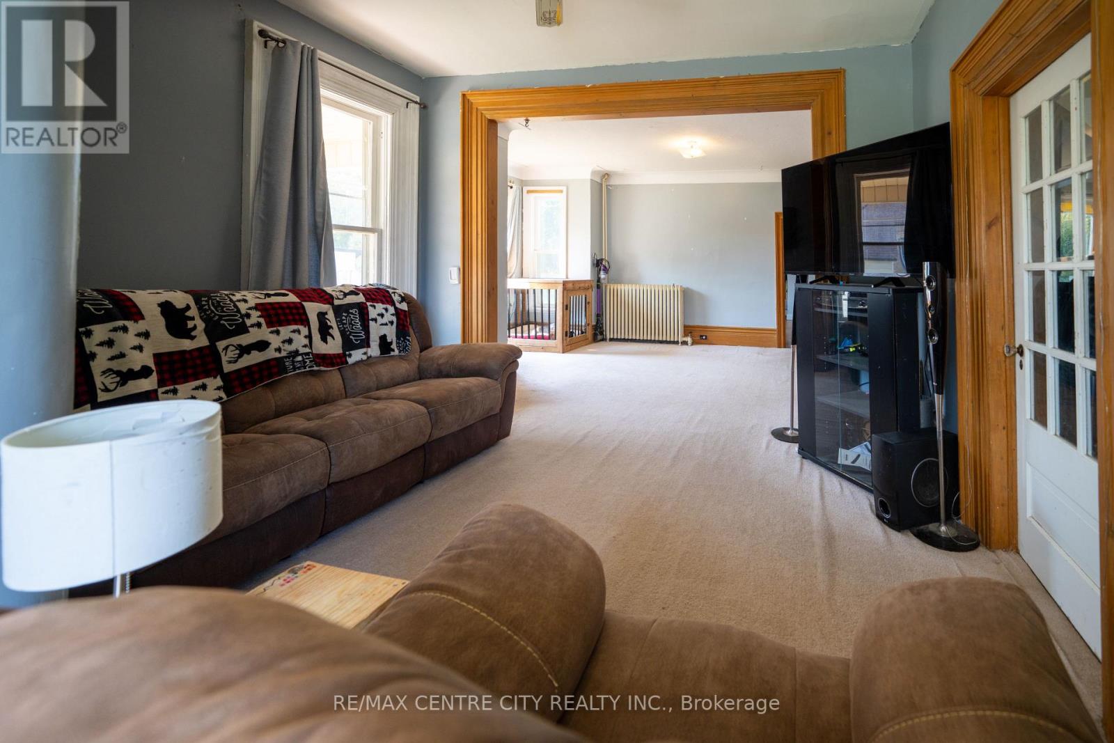 3261 Elgin Street, Brooke-Alvinston (Brooke Alvinston), Ontario  N0N 1A0 - Photo 19 - X12393817